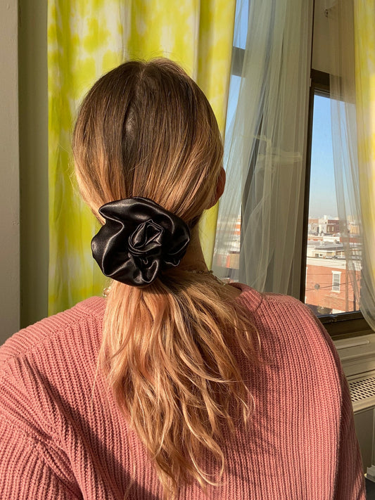 Rosette Scrunchie